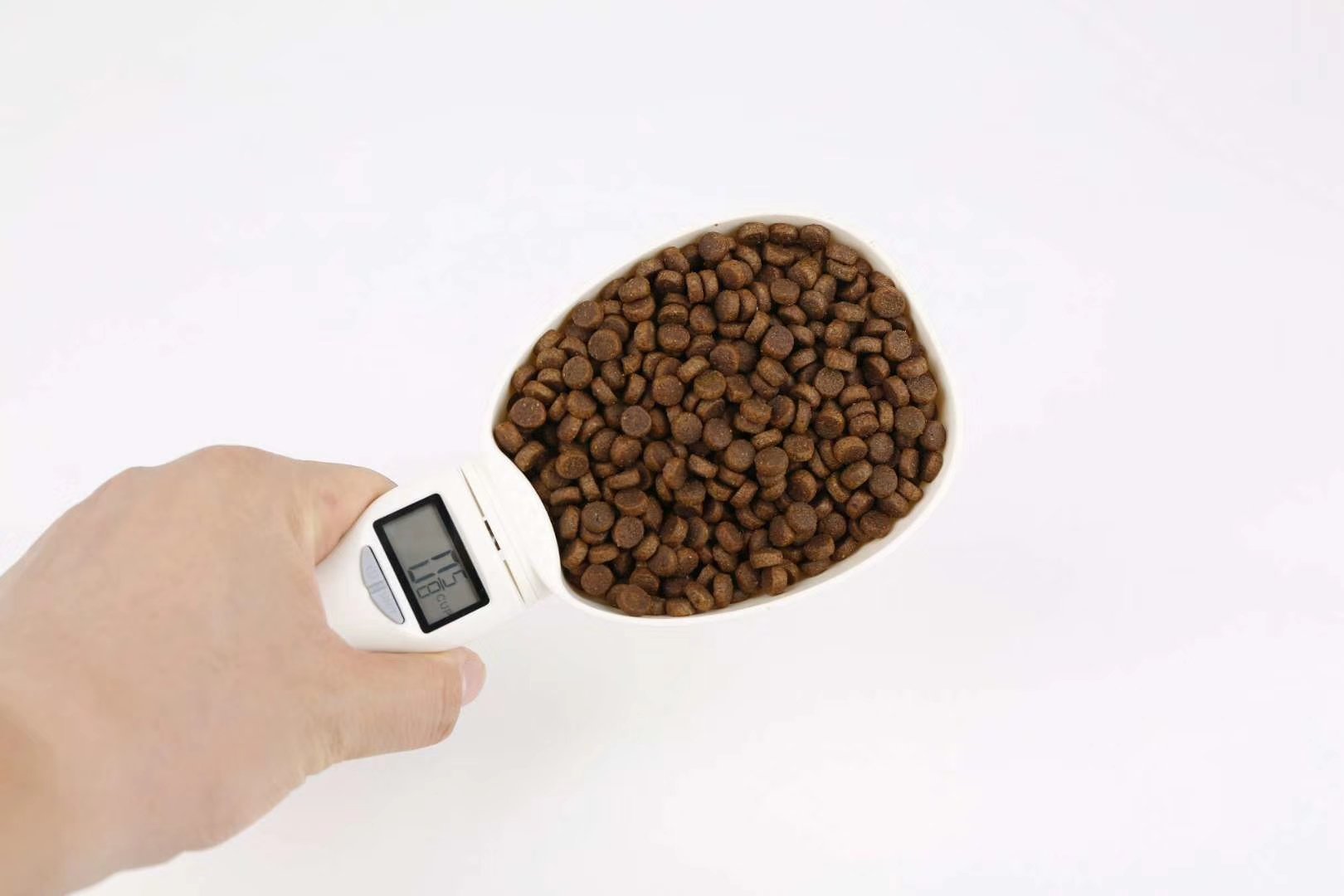 Revolutionize Your Pet's Feeding Routine with the Pet Feeding Weighing Spoon