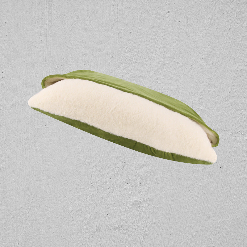 Washable bite resistant pet sleeping bag